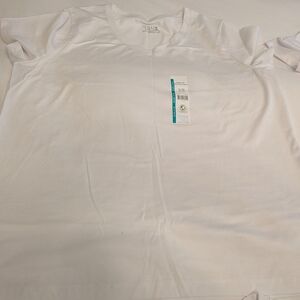 Time and Tru White Short Sleeve Tee